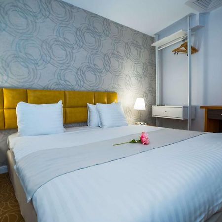 Best Western Hotel Lev Or I Bucharest Luaran gambar